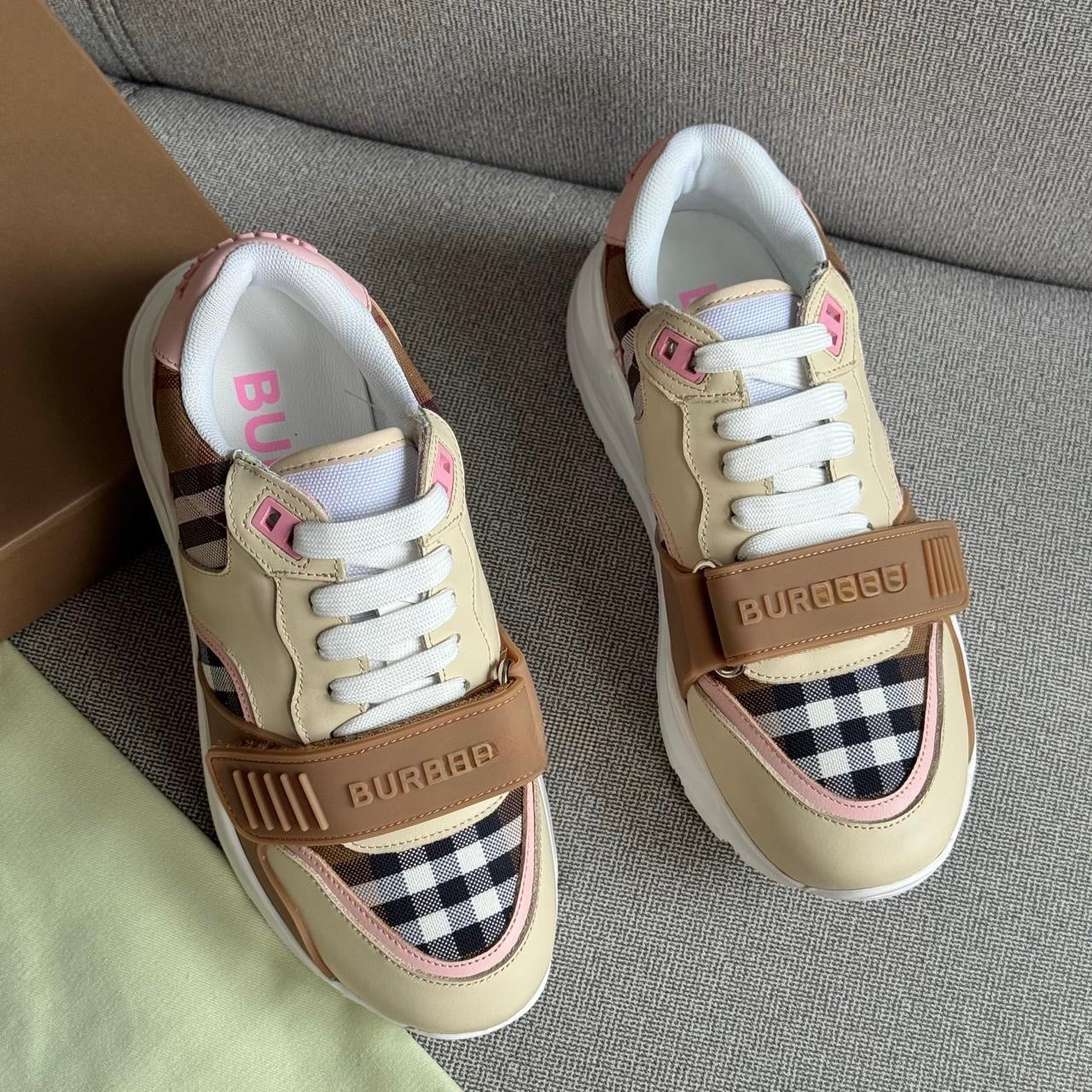 TENIS BURBERR