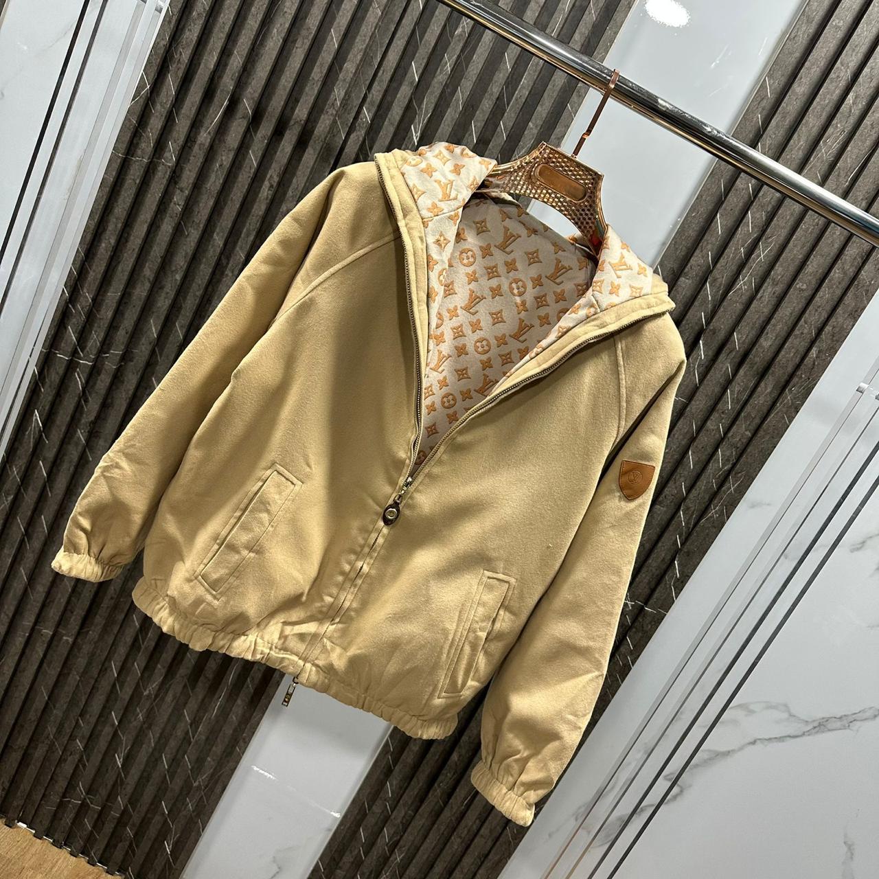Chaqueta cortavientos LV