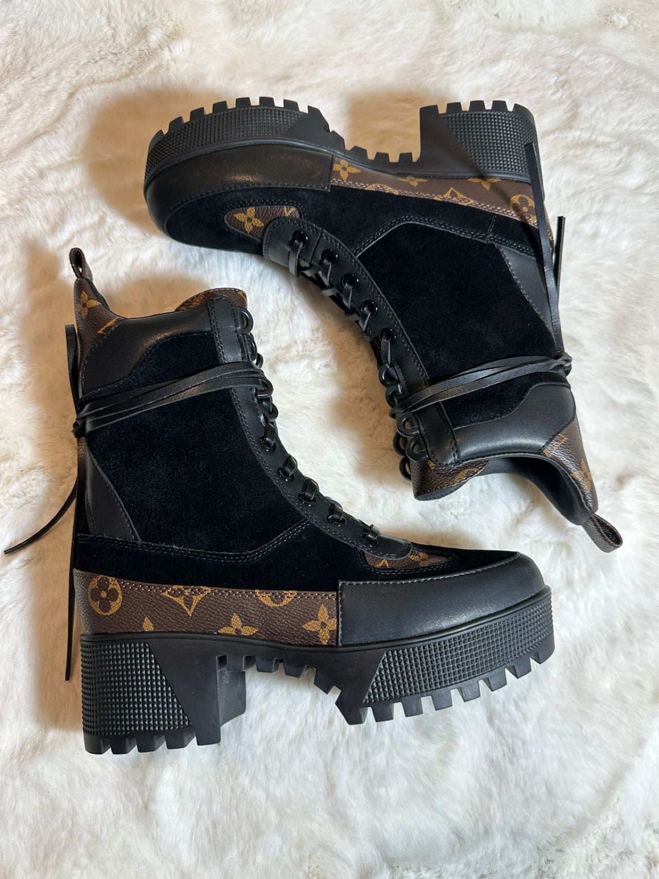 Botas LV