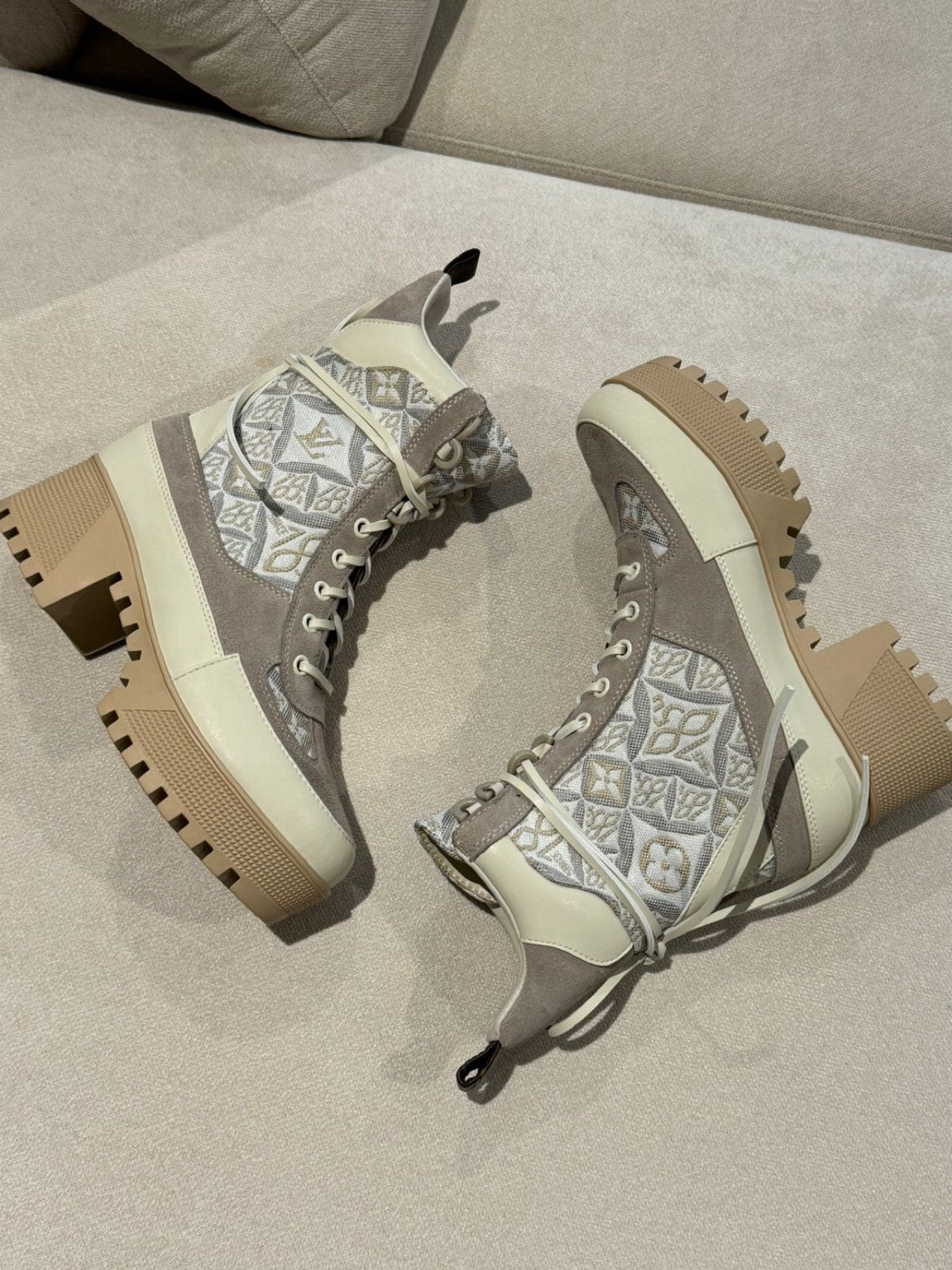 Botas LV
