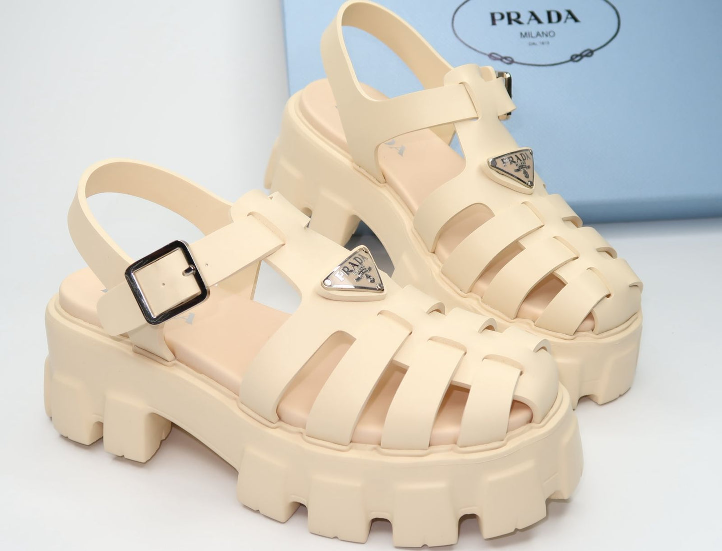 Sandalias de lujo CH