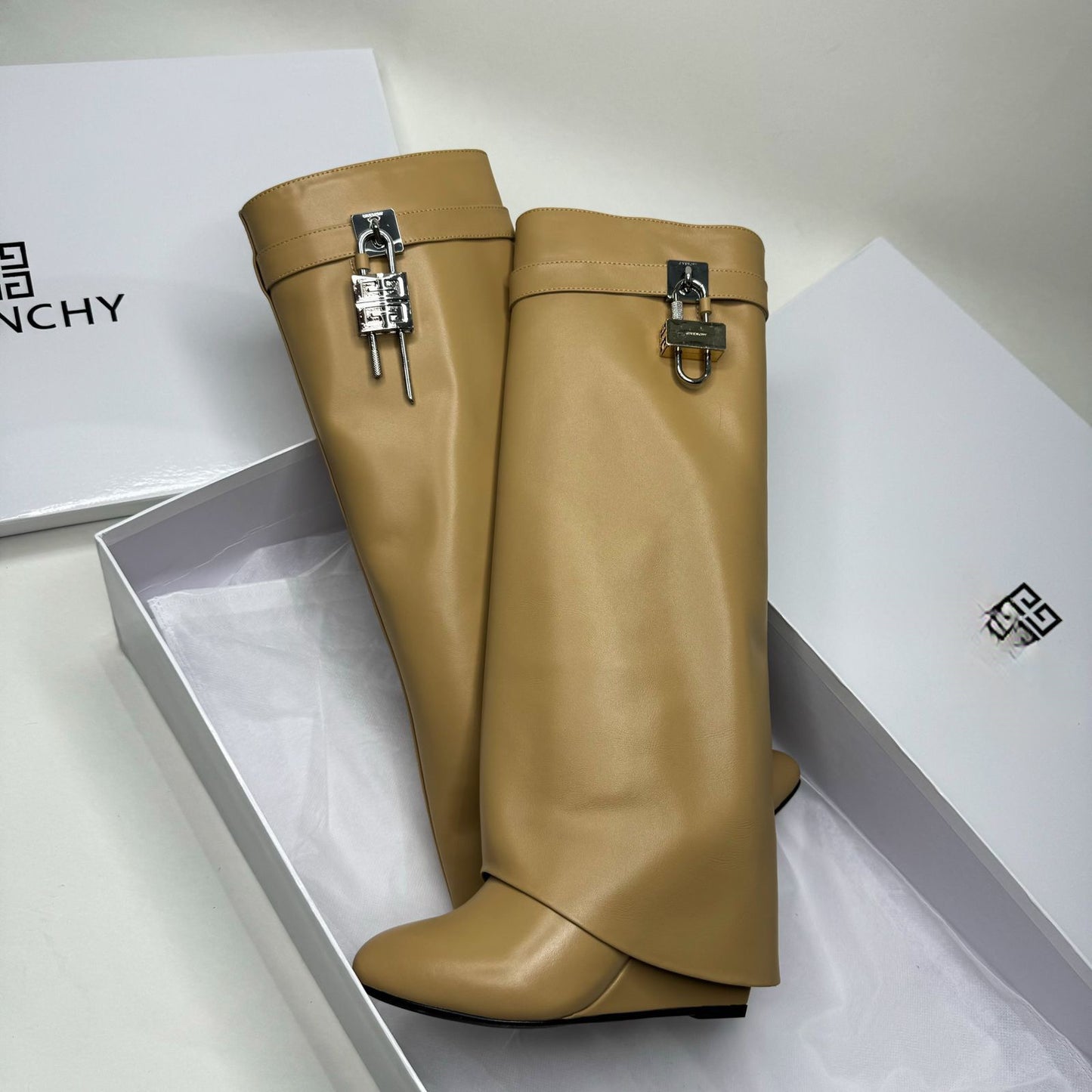 Botas GVENCHY