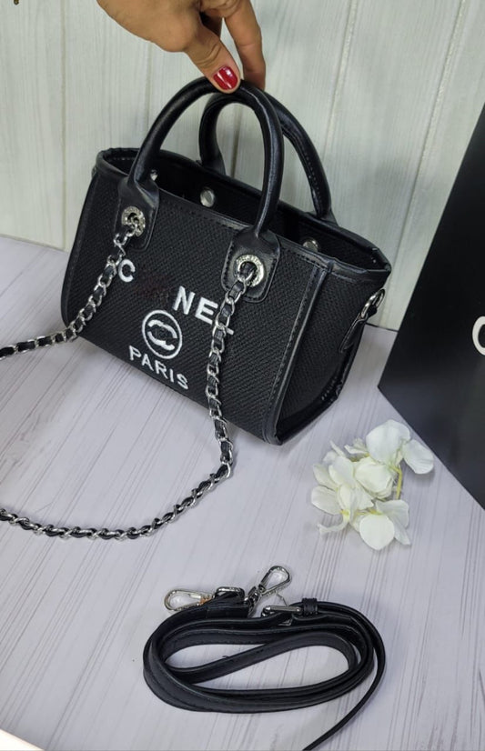 Cartera CH