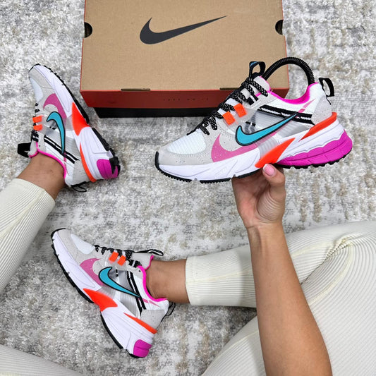 Tenis NK