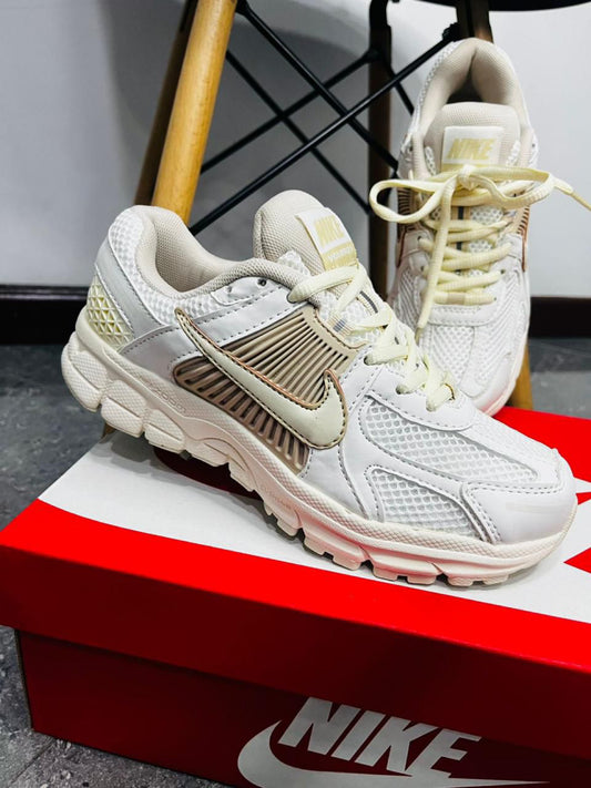 Tenis NK
