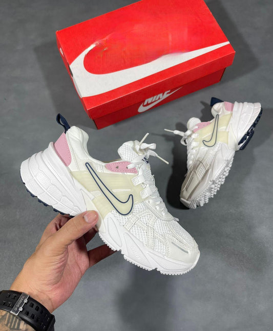 Tenis NK