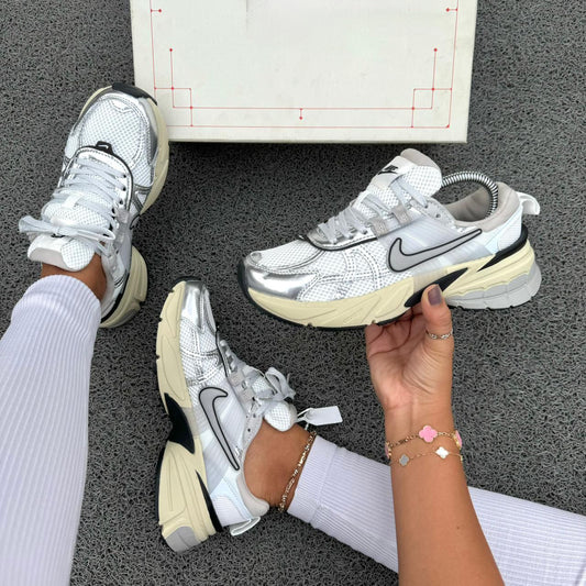 Tenis NK