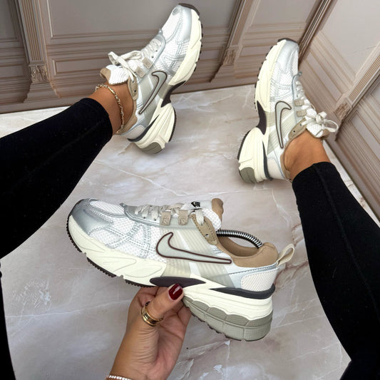 Tenis NK