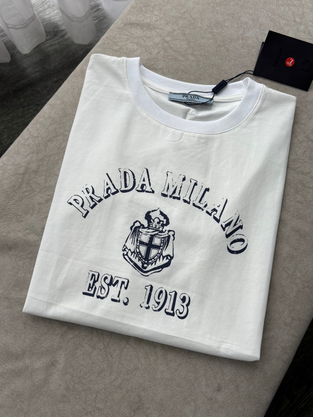 Camiseta de Lujo Básica
